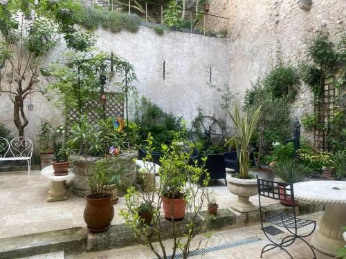 Chambre Veteranova Hotel in Blois