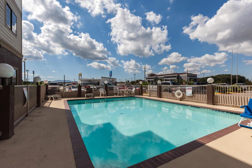 Studio 6  Port Arthur, TX - SE Hotel in Port Arthur