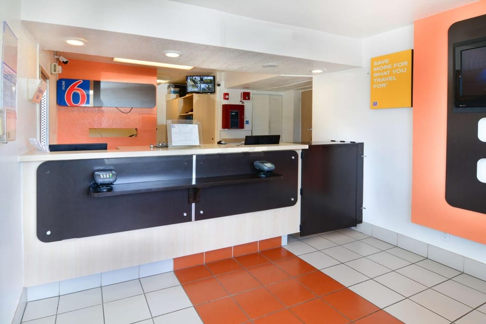 Motel 6 Galveston, TX Hotel in Galveston Island