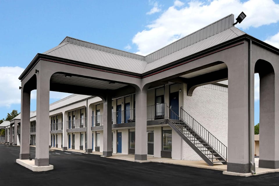 Studio 6 Meridian, MS – Bonita Lakes Hotel in Meridian