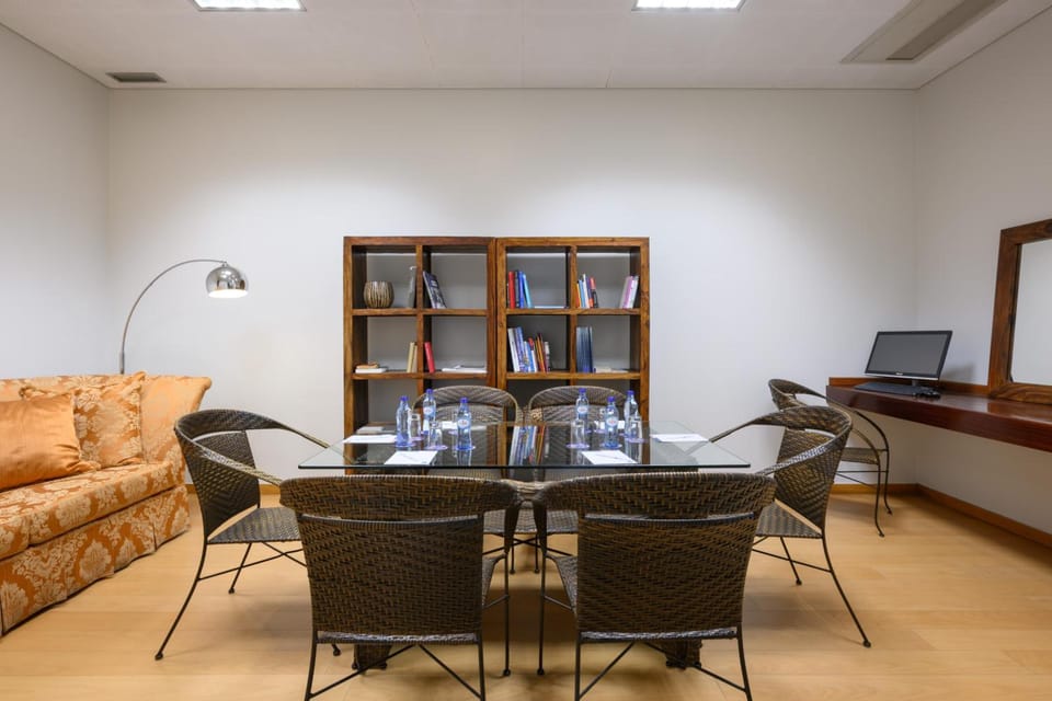 TRYP by Wyndham Porto Centro Hotel Hotel in Porto