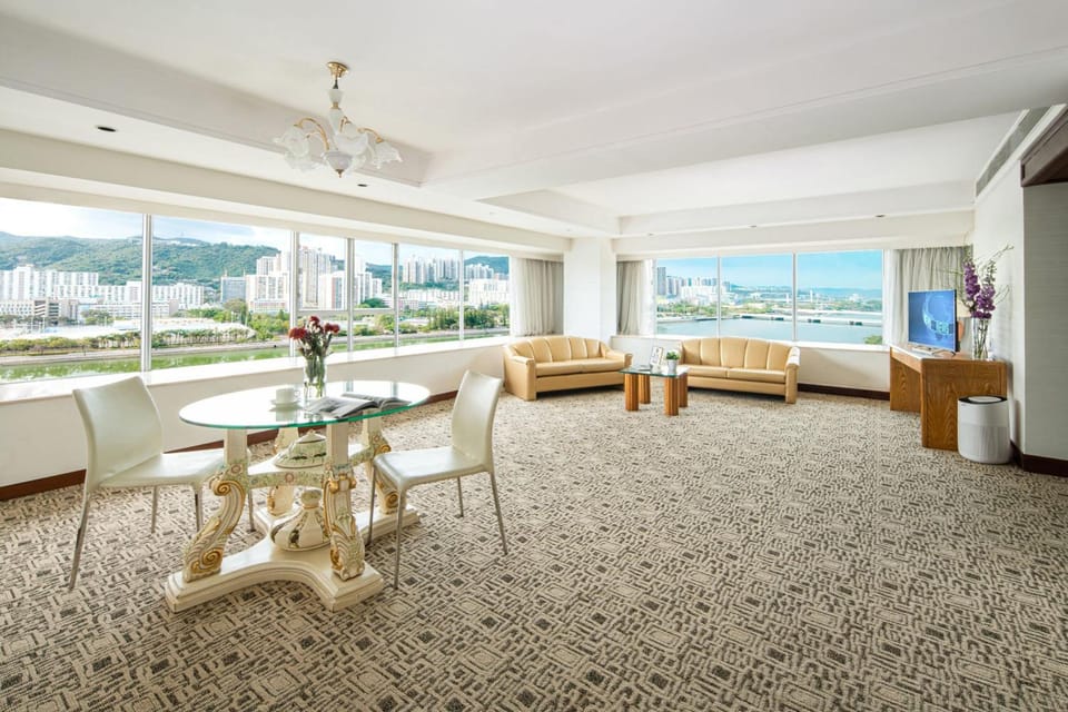 Regal Riverside Hotel Hotel in Hong Kong