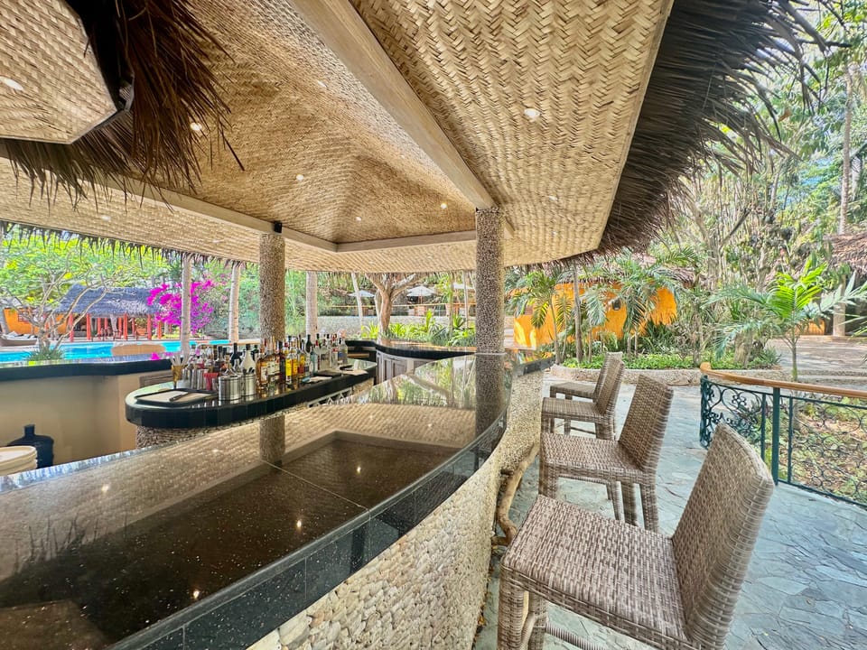Bar/lounge