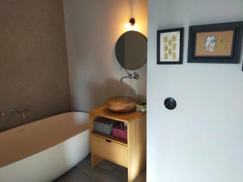Mas de charme au pied des Alpilles Hotel in Arles