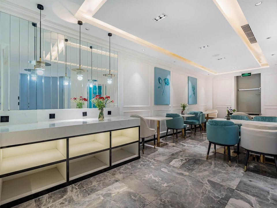 Xana Hotel Beijing Bird's Nest Datun East Road Subway Station Hotel in Beijing