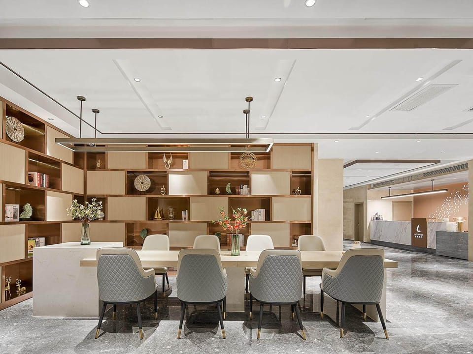 Lavande Hotel Shenzhen Luohu Baoneng Center Sungang Metro Station Hotel in Hong Kong