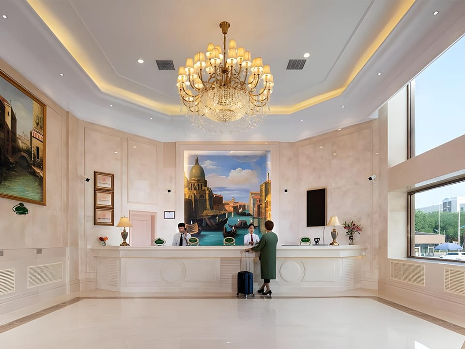 Vienna International Hotel Beijing Qingyuan Road Subway Station Hotel in Beijing