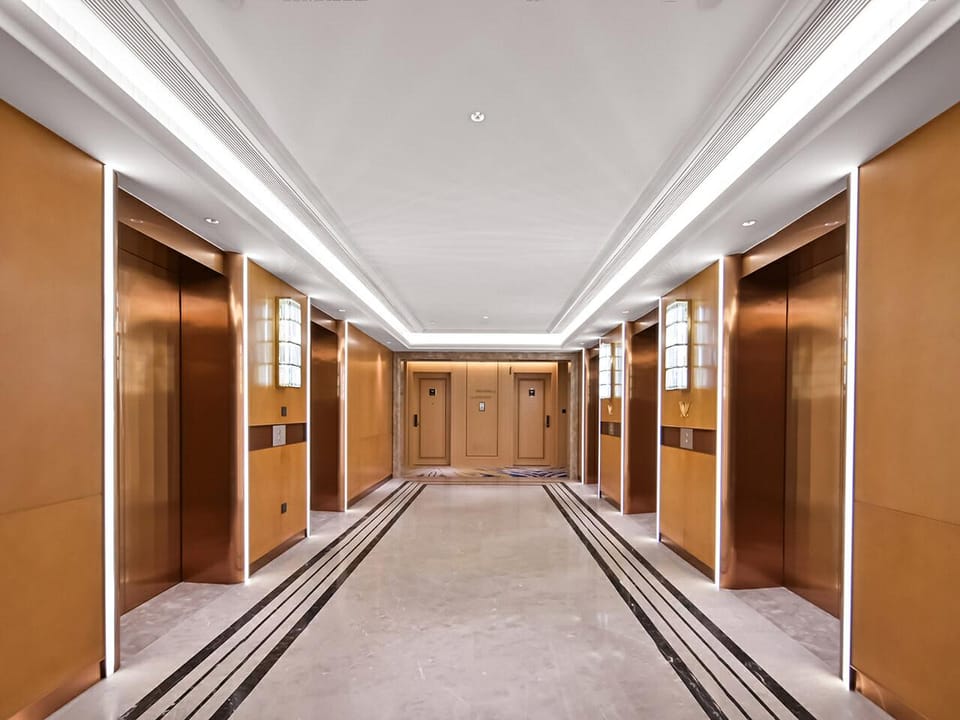 Vienna International Hotel Shenzhen Nanshan Science and Technology Park Kexing Flagship Hotel in Hong Kong