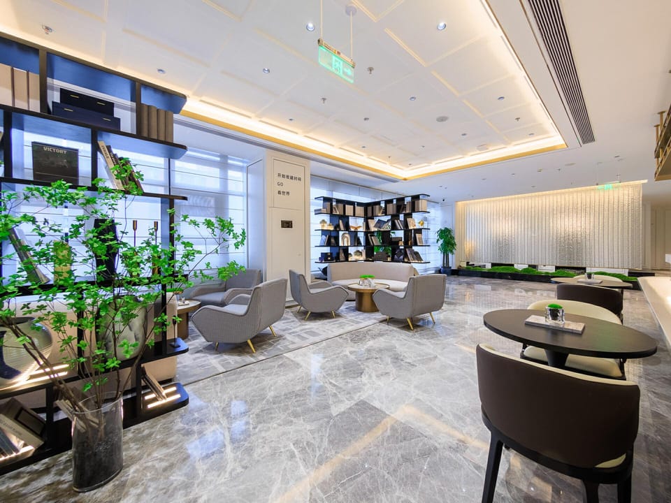 Xana Deluxe Hotel Beijing Fangshan Liangxiang University Town Hotel in Beijing