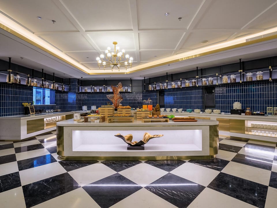 Xana Deluxe Hotel Beijing Fangshan Liangxiang University Town Hotel in Beijing