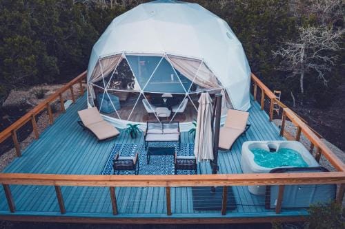 Gaia Dome Stars Hottub Wineries Secluded Romantic Frederick Lodge in Rio Grande