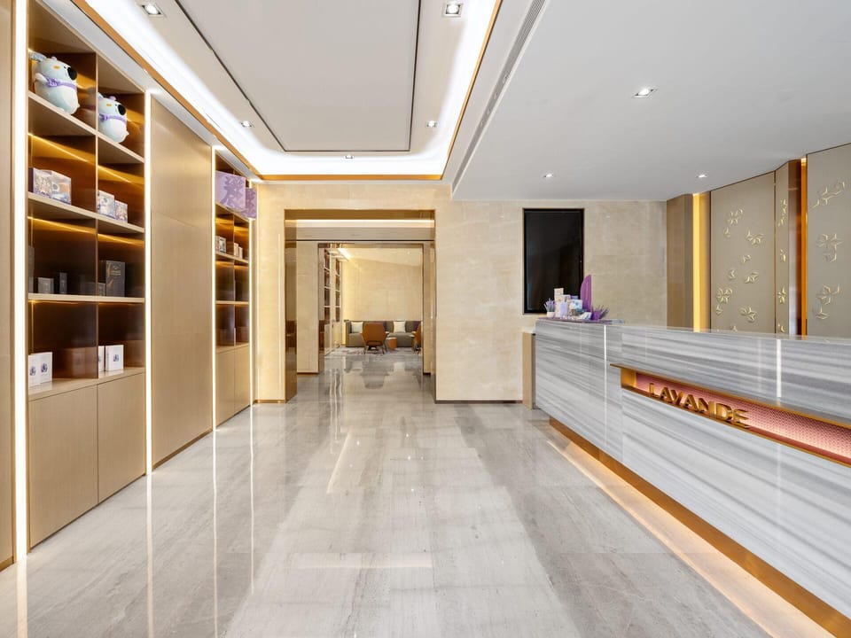 Lavande Hotel Beijing South Railway Station Liujiayao Metro Station Hotel in Beijing