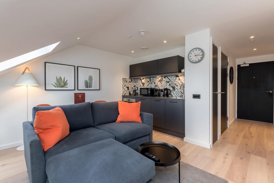Destiny Scotland Market Street Apartments Hotel in Edinburgh