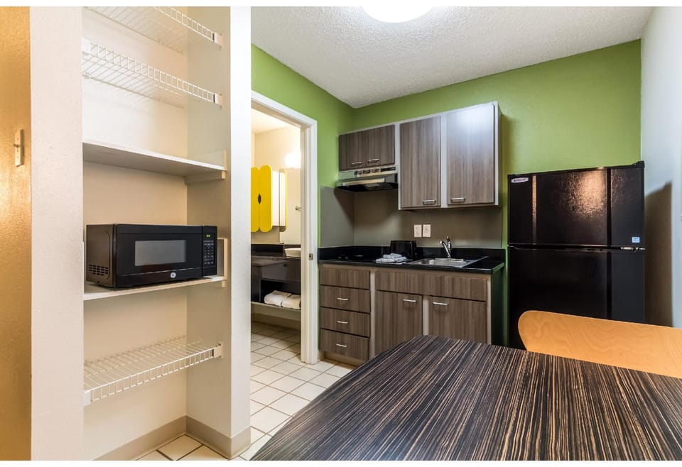 Studio 6  Dallas, TX - Northwest Hotel in Dallas