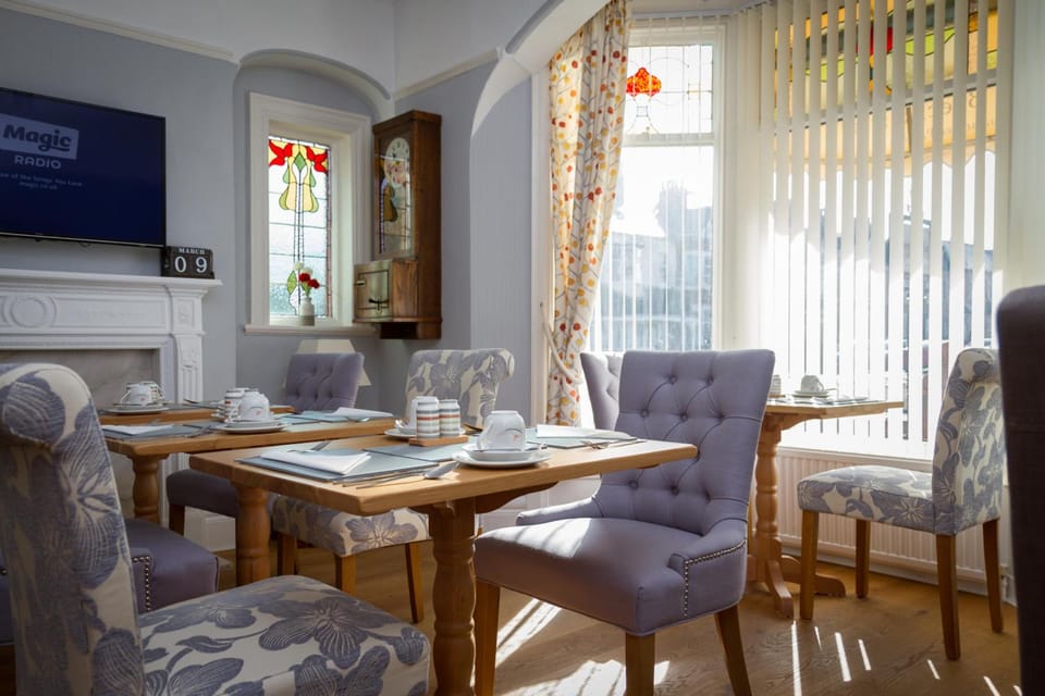 The Beechcliffe Hotel - Over 35's Only Hotel in Blackpool