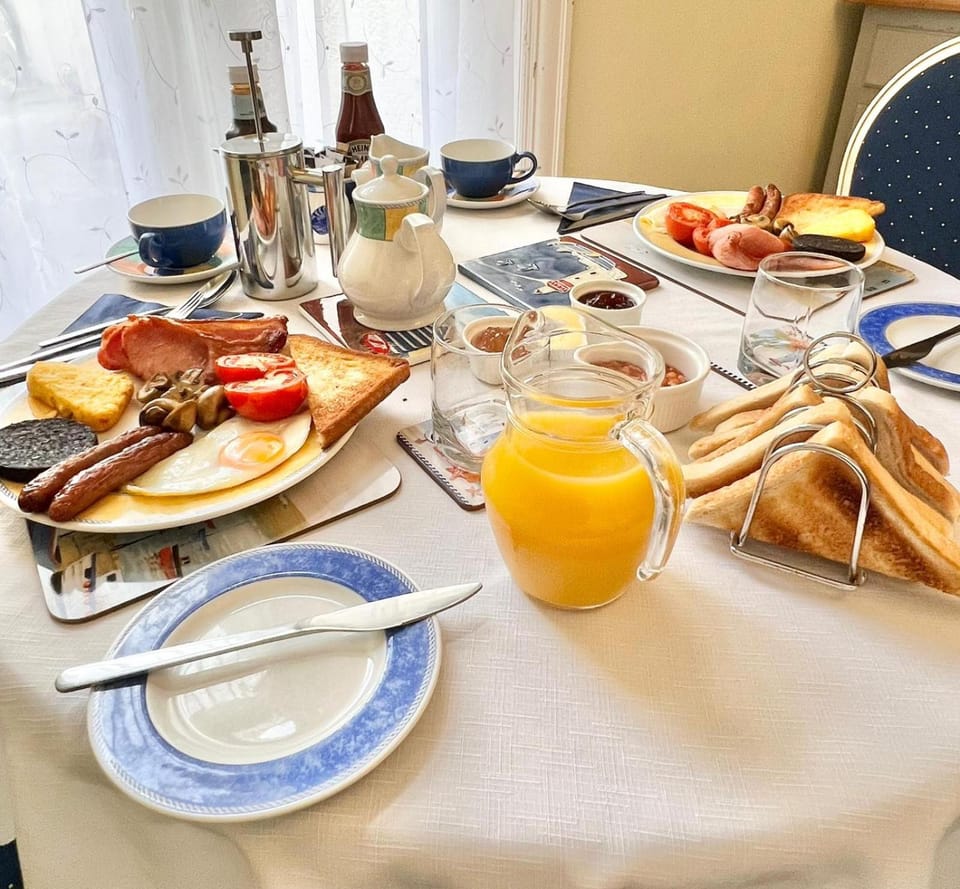 Belle Dene Guest House Hotel in Paignton