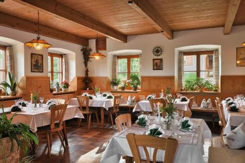 Berggasthaus Weingarten Inn in Ruhpolding