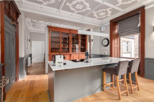 Destiny Scotland - Distillers House Hotel in Edinburgh