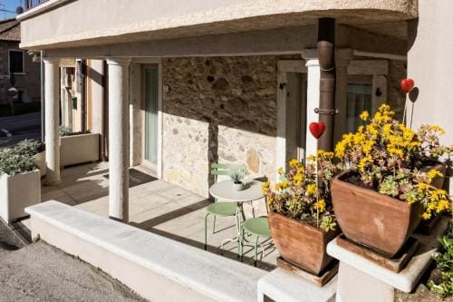 Domus Mea Suites Hotel in Lake Garda