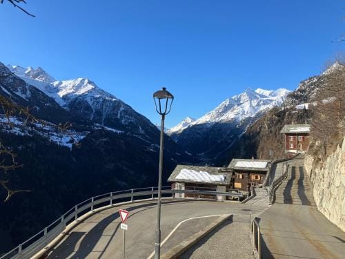 Gasthaus Morgenrot Inn in Canton of Valais