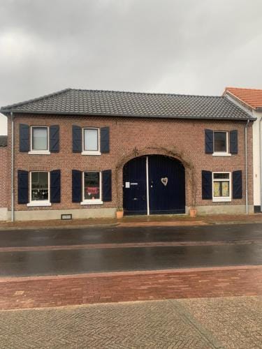 Althuizenhof 1 Hotel in Limburg (province)
