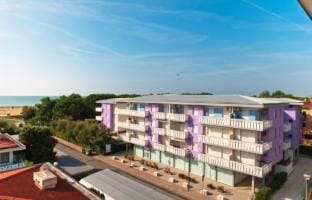Coastal comfort in Lido del Sole with sea view Hotel in Bibione