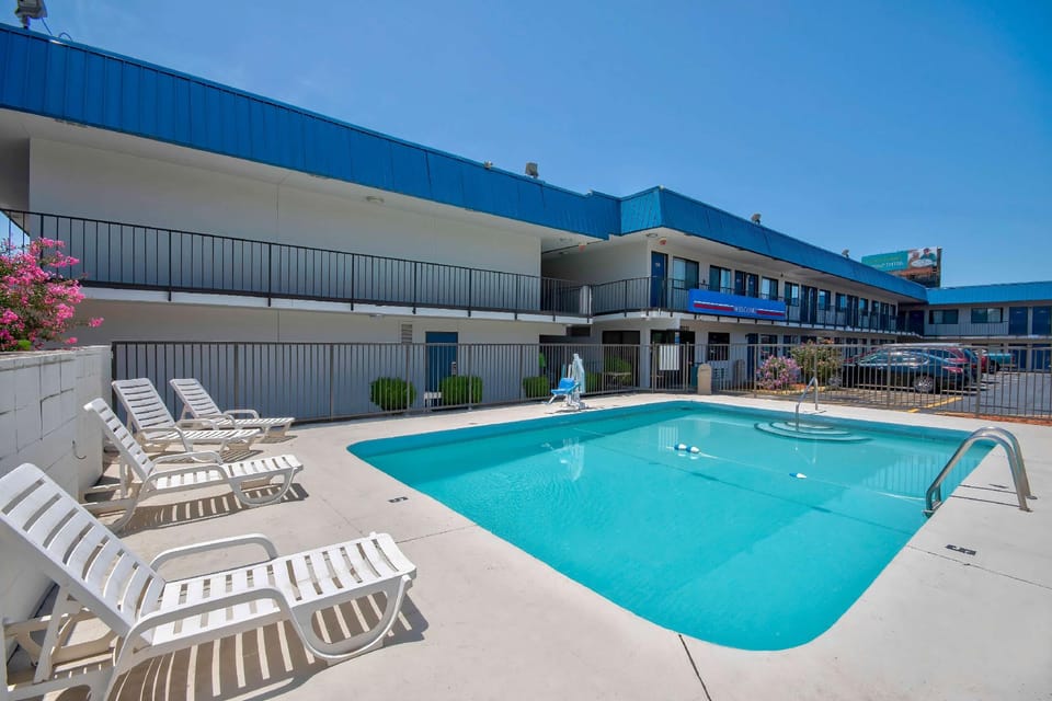 Motel 6 Russellville, AR Hotel in Russellville