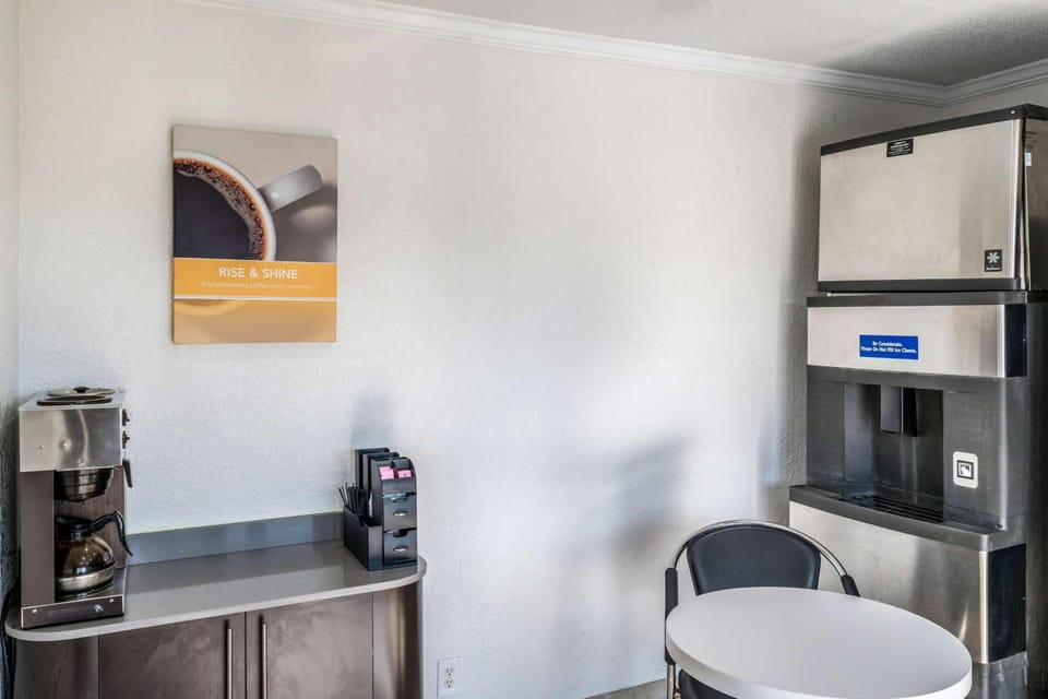 Motel 6 Florence, KY - Cincinnati Airport Hotel in Florence