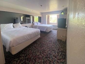 Studio 6  McAlester, OK - South Hotel in McAlester