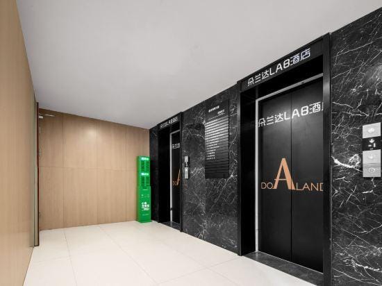 Kiwi Apartment Hotel in China
