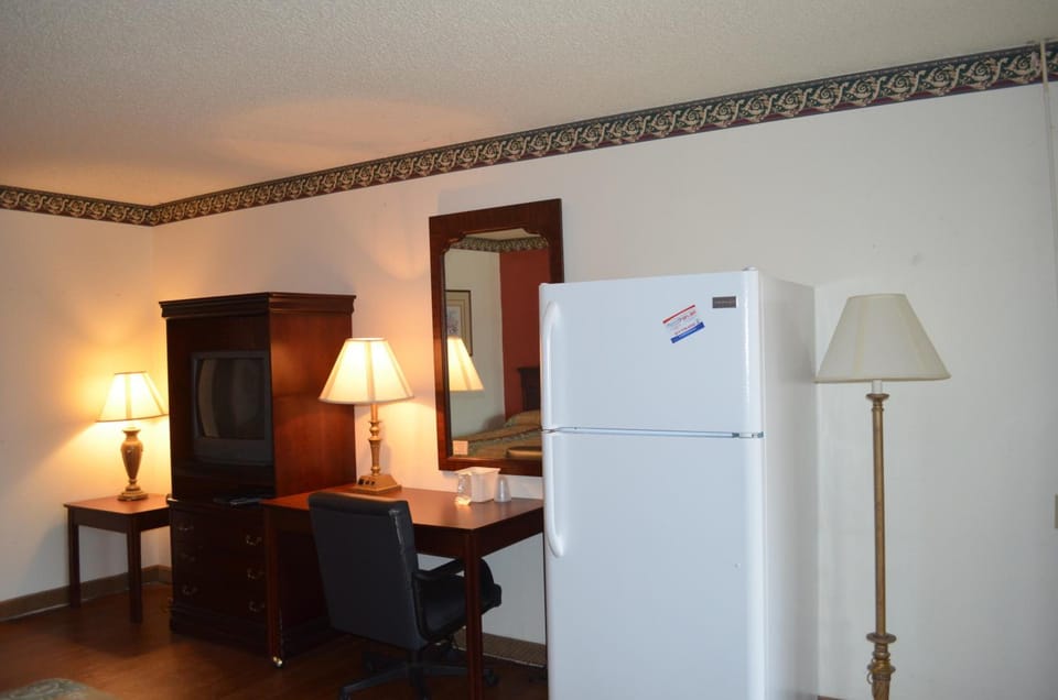 Granbury Inn and Suites Motel in Granbury