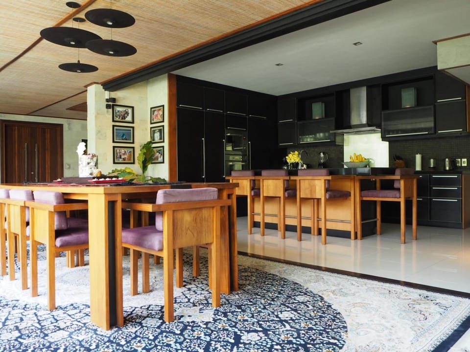 Pronoia Beach Resort Hotel in Kuta