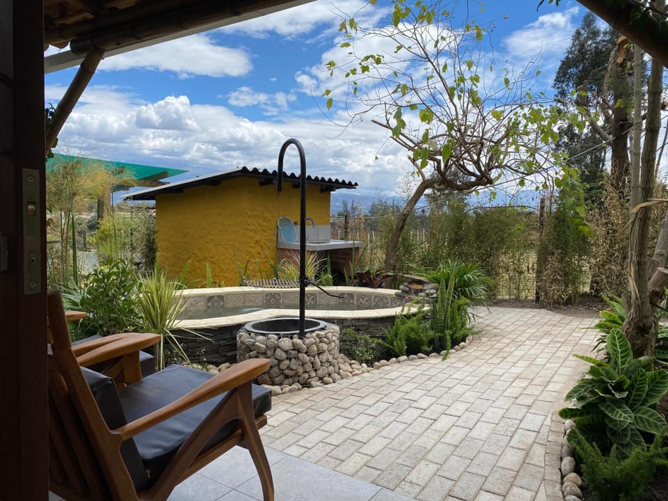 Hosteria Colibri Aeropuerto Hostel in Quito