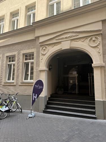 Hey! Halle - Dein Stadthotel Hotel in Halle Saale