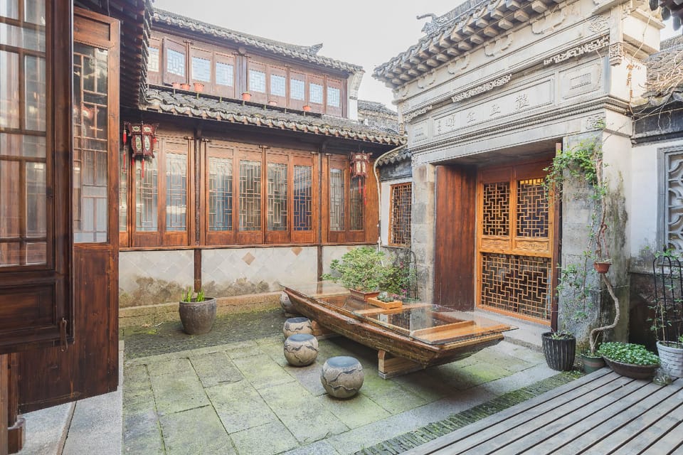 Floral Hotel Rainview Pavilion Zhouzhuang Hotel in Suzhou