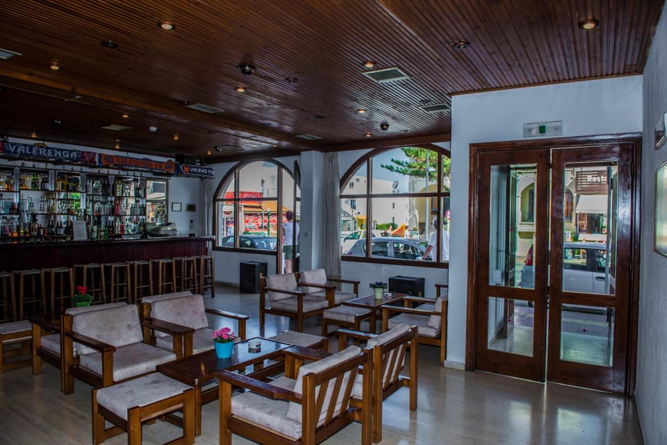 Hotel Velissarios Apartment hotel in Crete