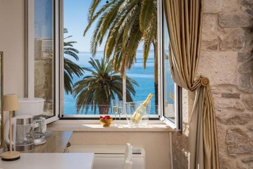 Luxury Rooms & Apartment - Main promenade, Sea & City View in Diocletian Palace Split Hotel in Split