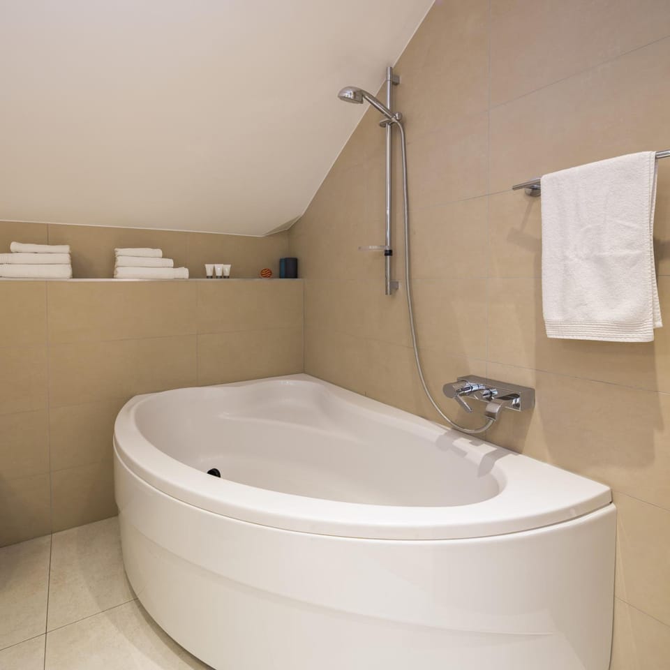 Laura Lux Suites Hotel in Split
