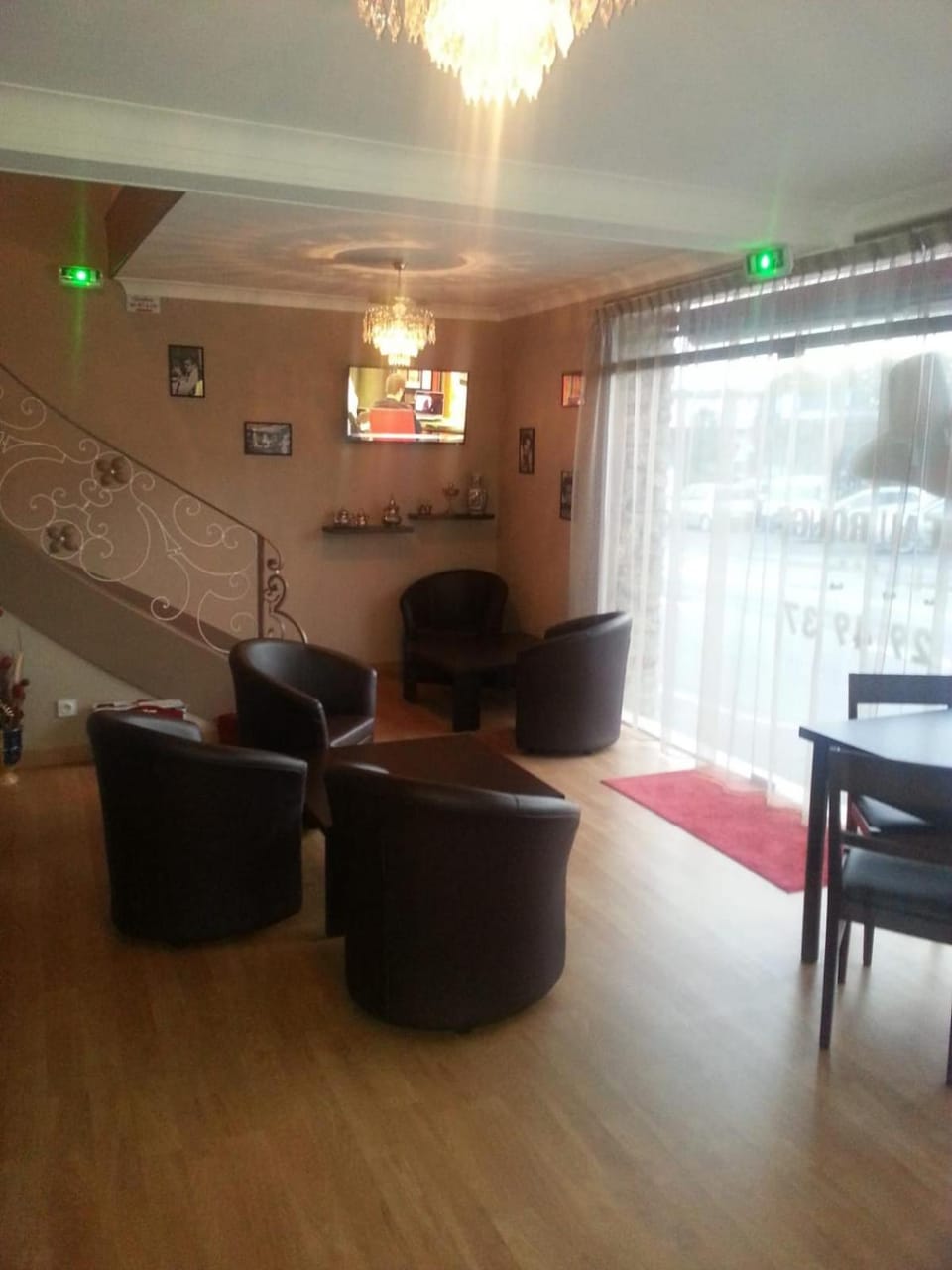 Le Chapeau Rouge Hotel in Alençon