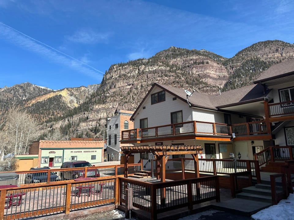 Matterhorn Inn Ouray Motel in Ouray