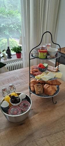 De beukenboom Bed and Breakfast Hotel in Limburg (province)