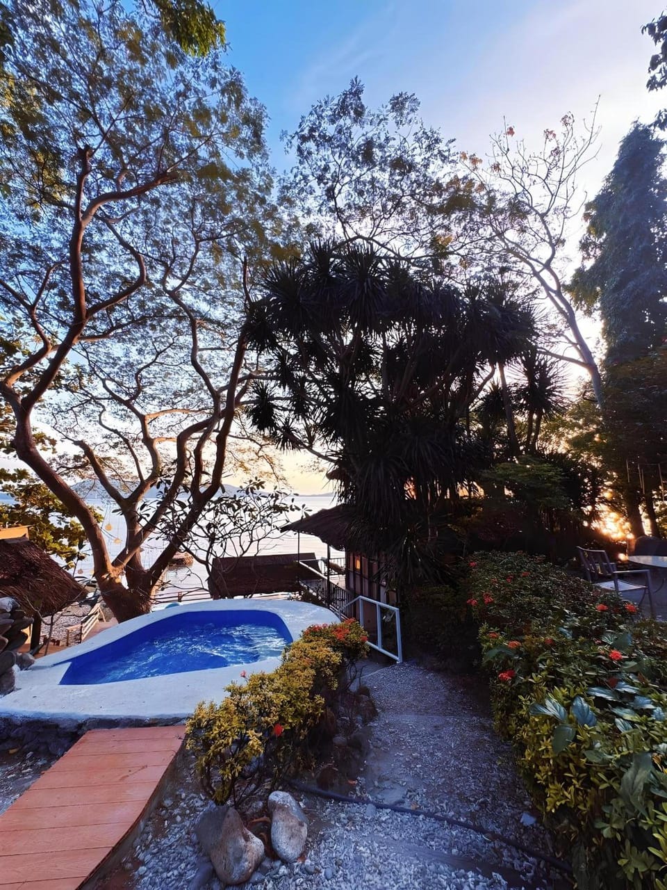 Vida Pacifica Resort and Hotel by RedDoorz Resort in Calabarzon