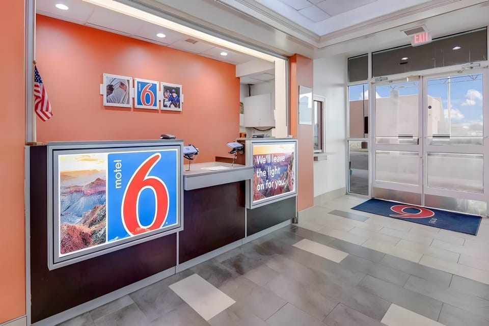 Motel 6 Roswell, NM Hotel in Roswell