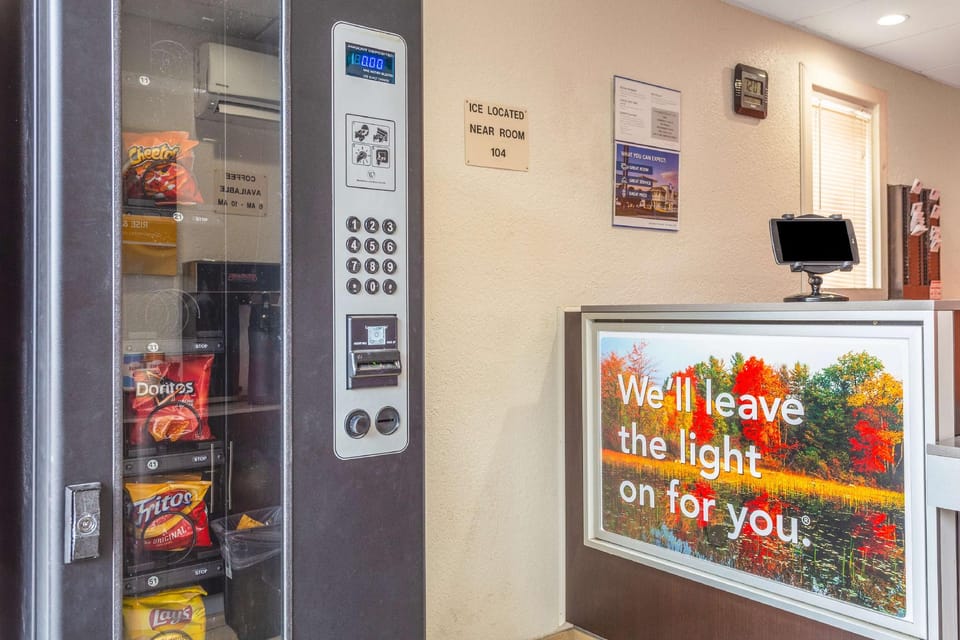 Motel 6 Huntington, WV Hotel in Huntington