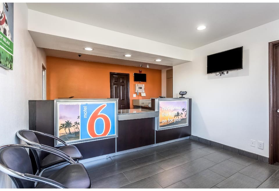 Motel 6 Needles, CA Hotel in Needles