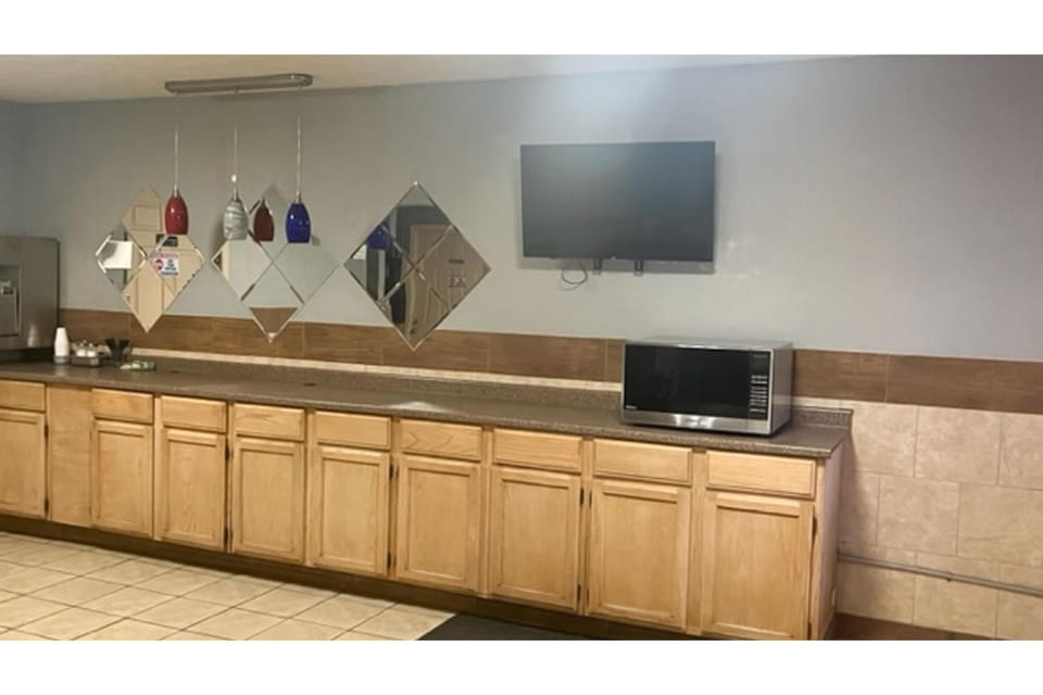 Motel 6 Hurricane, WV Hotel in Ohio
