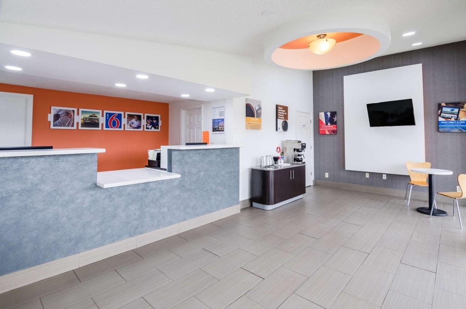 Motel 6 Troutville, VA Hotel in Virginia