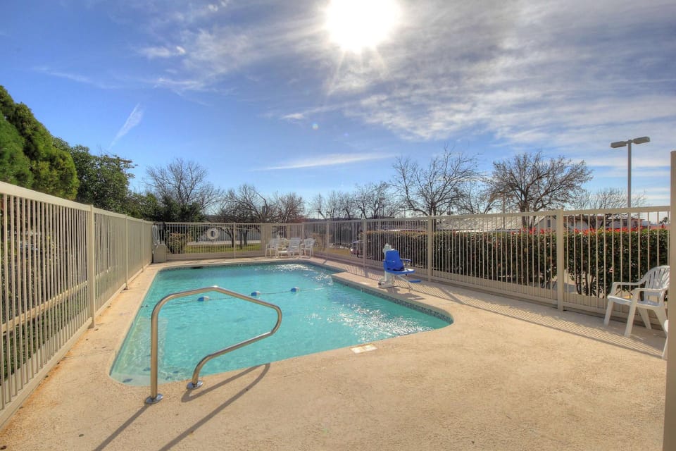 Motel 6 Kerrville, TX Hotel in Kerrville