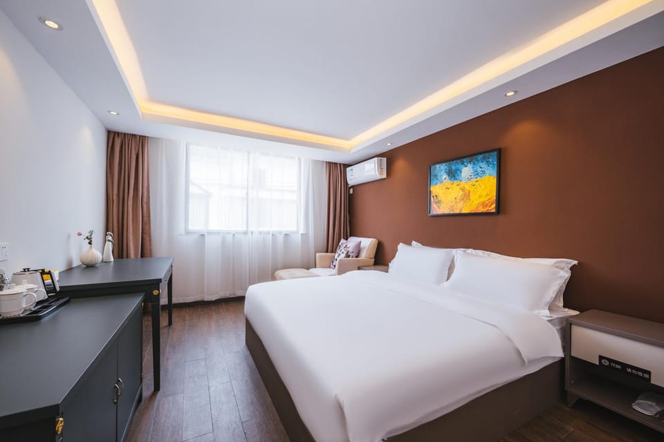 Floral Hotel Suzhou Night Park Hostel Hotel in Suzhou