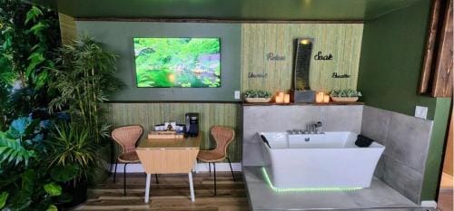 MidTown Zen Den Hotel in Reno